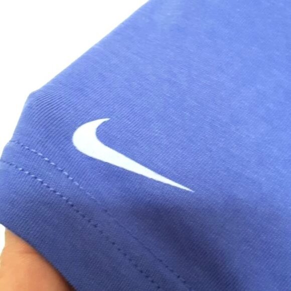 Nike Dri-Fit V-Neck Activewear Slim Fit Livestrong Graphic Tee Purple Size Small - Picture 6 of 9